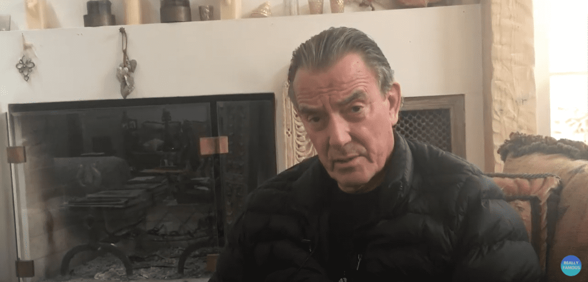 A glimpse of Eric Braeden's living room |  Source: Youtube.com/Really Famous with Kara Mayer Robinson