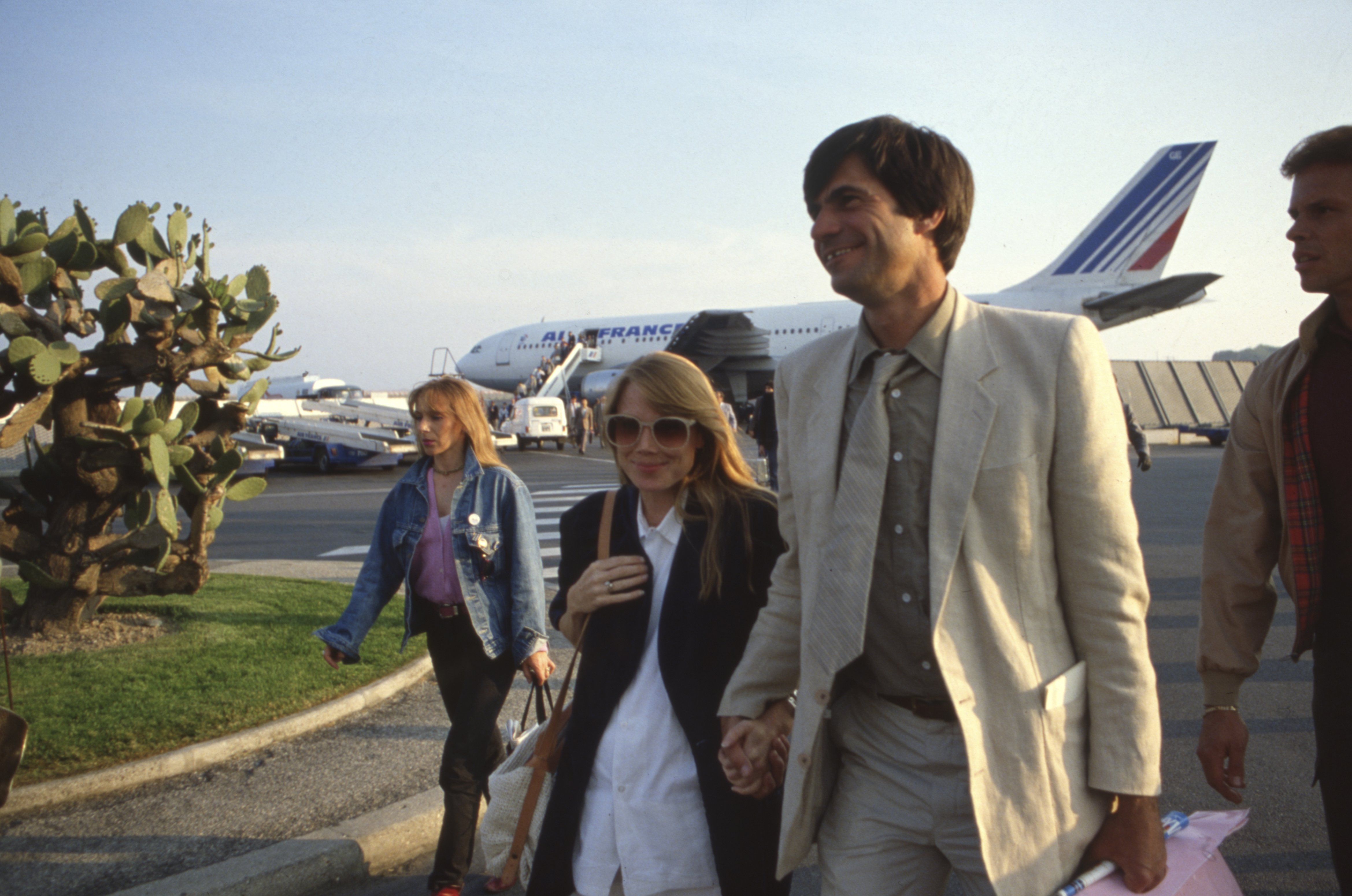 Sissy Spacek and Jack Fisk at Nice Airport, France, May 18, 1982 |  Source: Getty Images