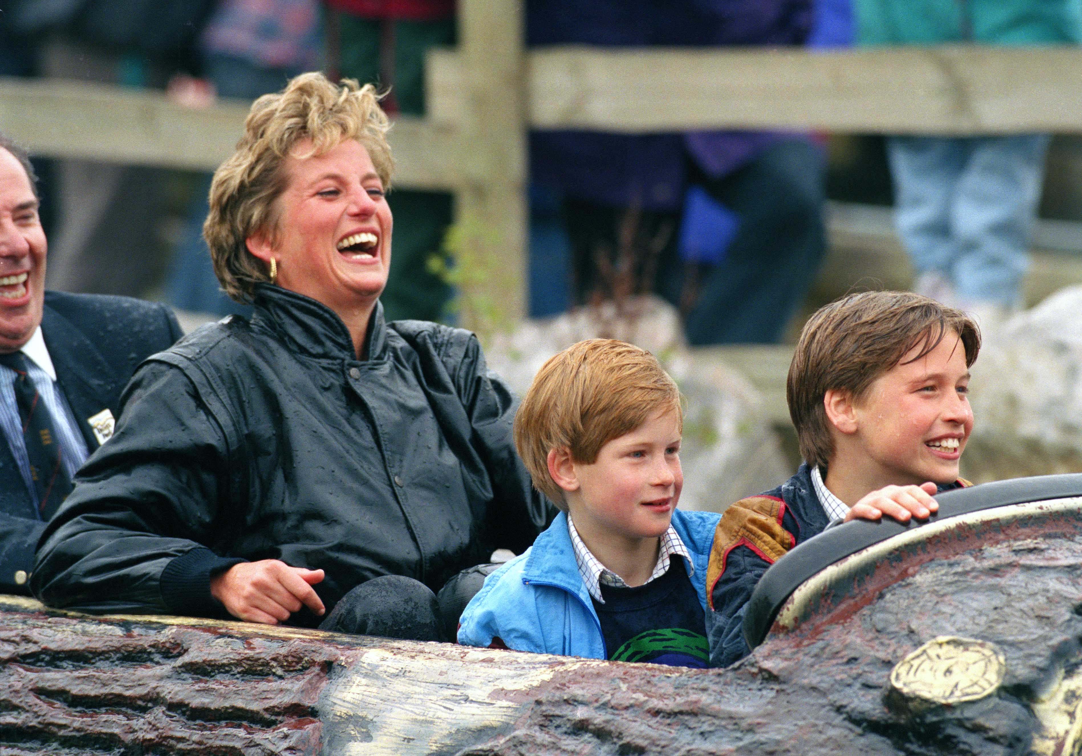 Princess Diana, Prince William and Prince Harry at an amusement park in England in 1993. |  Source: Getty Images