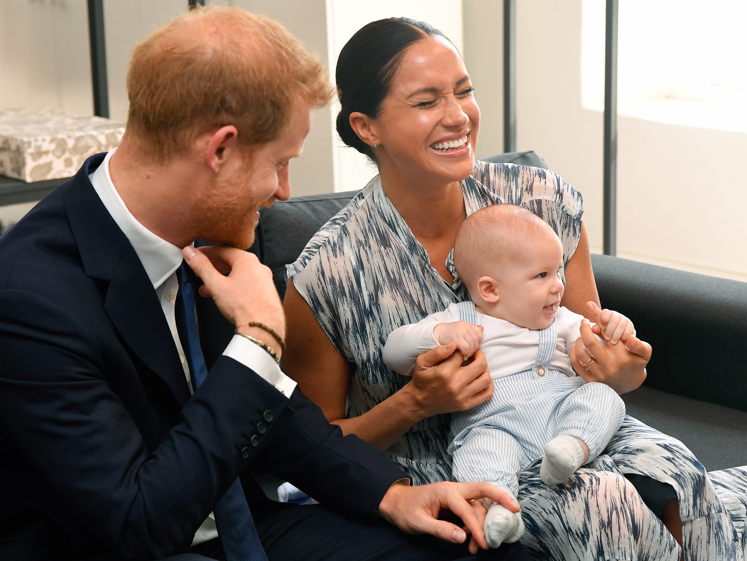 Prince Harry and Meghan Markle with their son Archie in Cape Town, South Africa, 2019. |  Source: Getty Images 