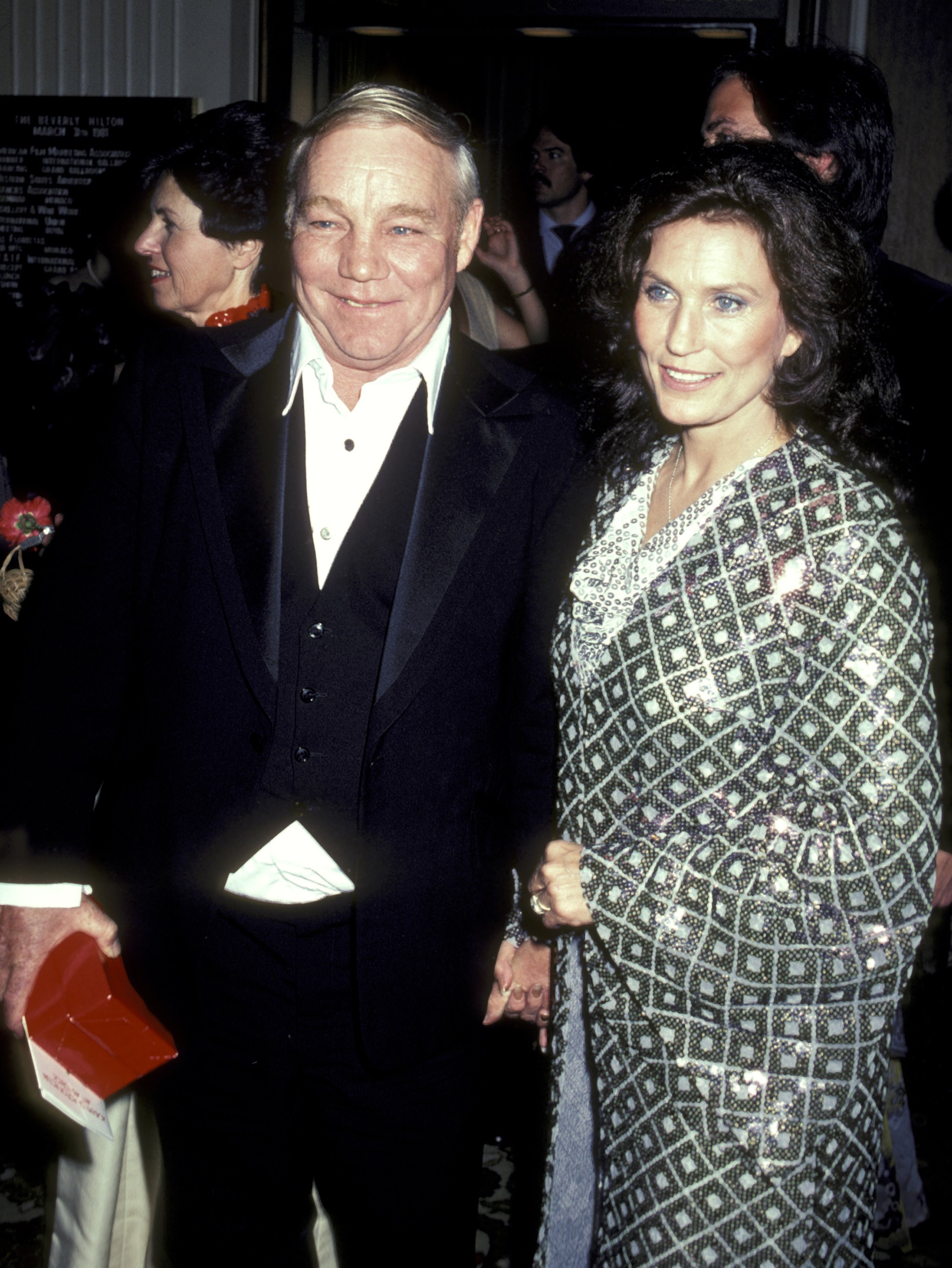Loretta Lynn and husband Oliver Mooney' Lynn, Jr. at the 53rd Annual Academy Awards Governor's Ball at the Beverly Hilton Hotel in Beverly Hills, California, United States |  Source: Getty Images